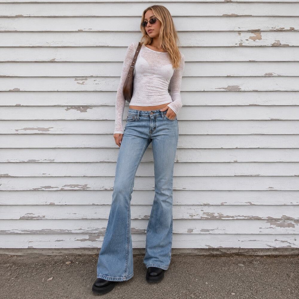 L.E.I Jeans Y2K Vintage Low Rise Flare Women's Size 7 Light Blue Stretch